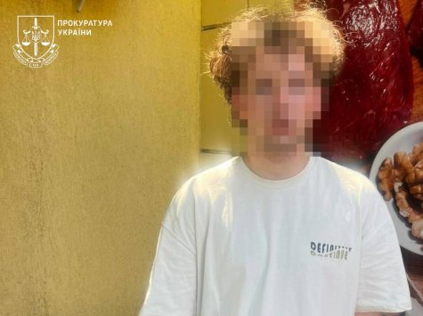 На Одещині судитимуть молодого чоловіка, який на замовлення ворога підпалив автівку військових